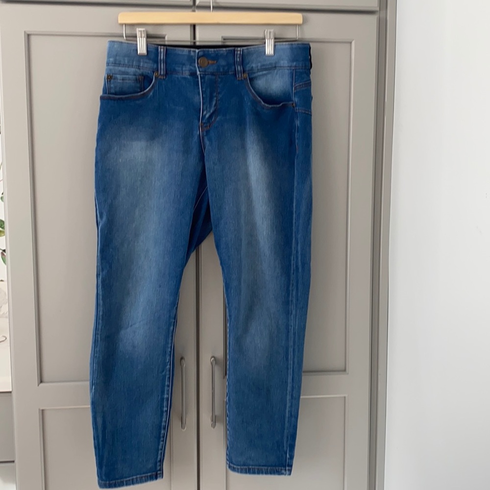 Tribal jeans size 10 petite elastic waist very comfy jeans
